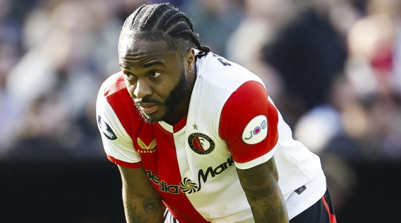 Raheem Sterling pemain Feyenoord