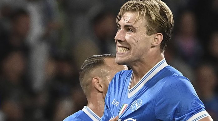 Rasmus Hojlund resmi dipermanenkan Napoli dari Manchester United