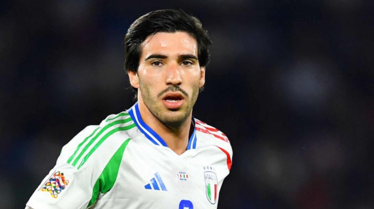 Sandro Tonali target transfer Manchester United