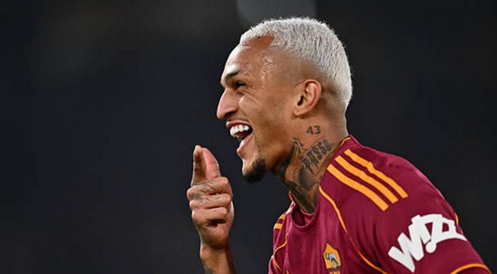 Wesley Franca pemain AS Roma Wesley Franca pemain AS Roma