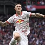 Barcelona Pantau Alternatif Alvarez, Striker Setan Merah Masuk Daftar Benjamin Sesko pemain Manchester United