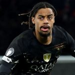 Arsenal Bidik Bintang PSG Bradley Barcola, Arteta Siapkan Persaingan Baru di Lini Depan Bradley Barcola pemain PSG
