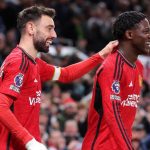 Bruno Fernandes dan Kobbie Mainoo pemain Manchester United