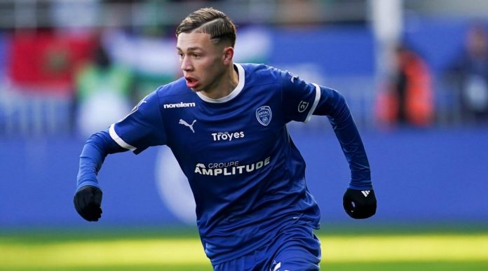 Mathys Detourbet pemain baru Manchester City Mathys Detourbet pemain baru Manchester City