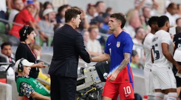 Mauricio Pochettino dan Christian Pulisic pemain Timnas Amerika Serikat Mauricio Pochettino dan Christian Pulisic pemain Timnas Amerika Serikat