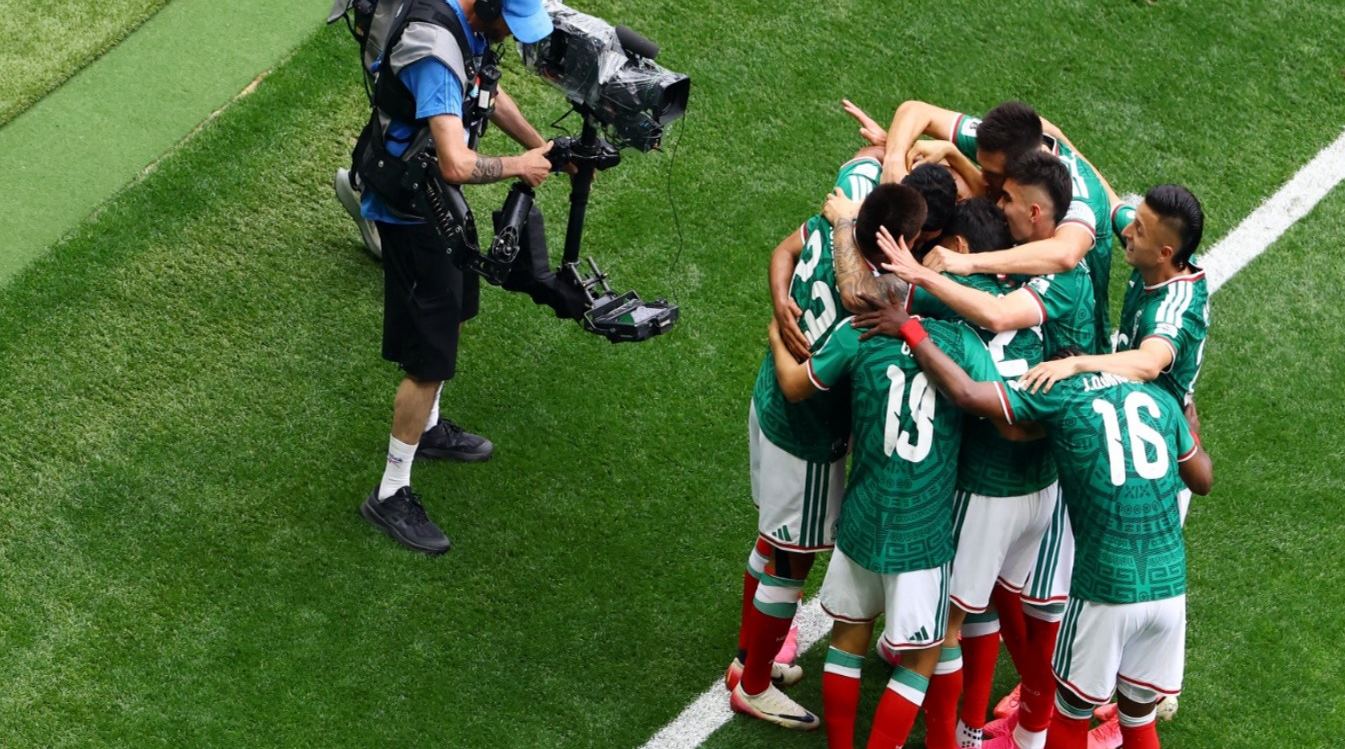 Pemain timnas Meksiko merayakan gol mereka ke gawang Afrika Selatan di laga pembuka Piala Dunia 2026