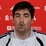 Liverpool Siapkan Gebrakan Baru, Dua Winger Ini Masuk Daftar Incaran Iraola Andoni Iraola pelatih Liverpool