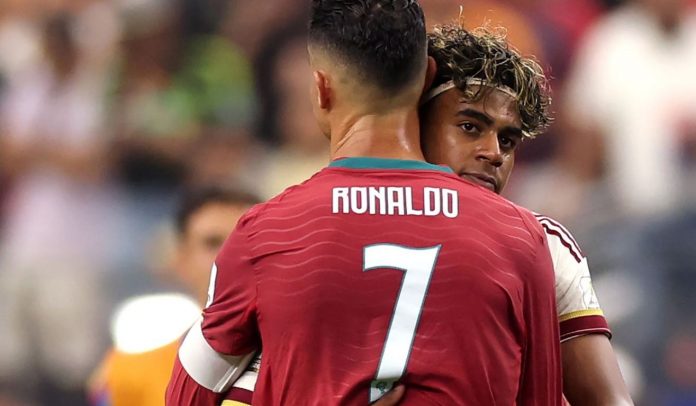 Cristiano Ronaldo dan Lamine Yamal