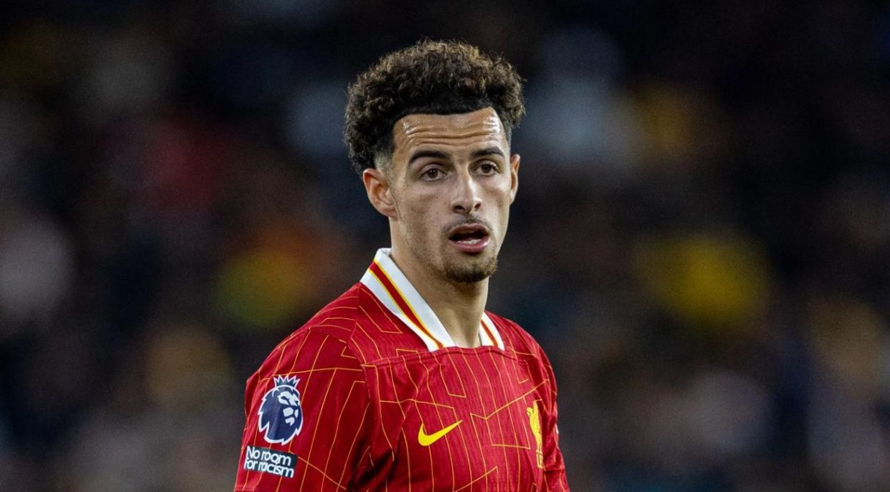 Curtis Jones pemain Liverpool