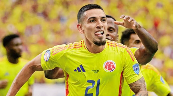 Daniel Munoz pemain asal Kolombia Daniel Munoz pemain asal Kolombia