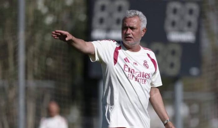 Debut Jose Mourinho pelatih Real Madrid Debut Jose Mourinho pelatih Real Madrid