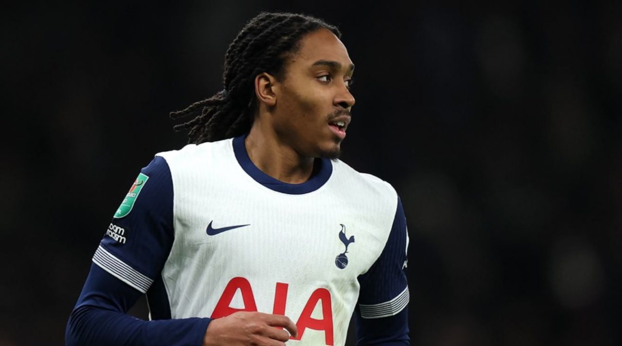 Djed Spence pemain Tottenham Hotspur incaran Inter Milan