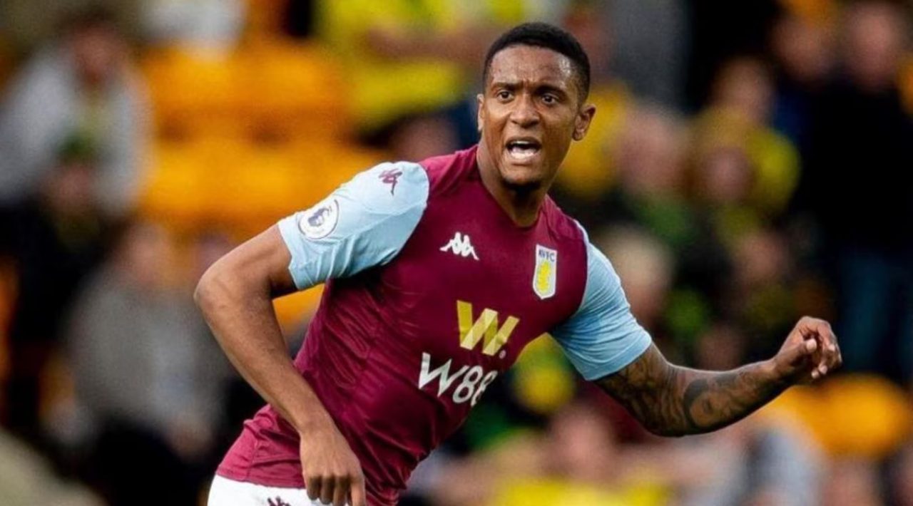Ezri Konsa pemain Aston Villa