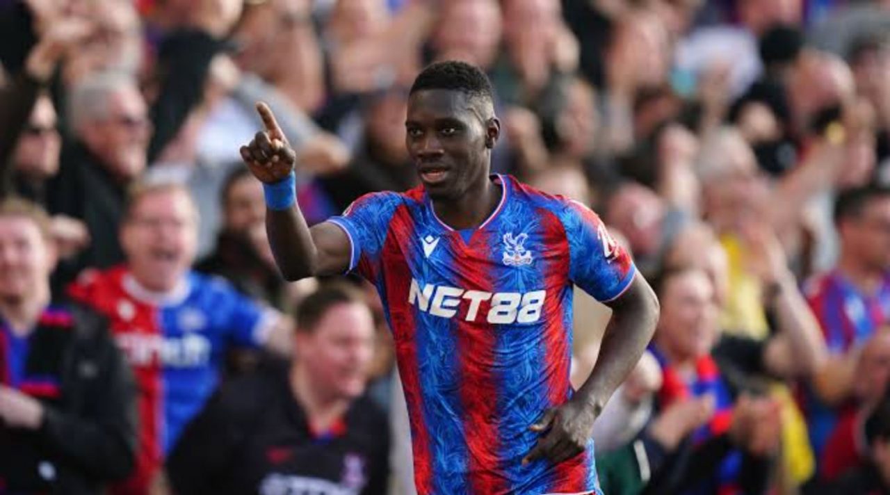 Ismaila Sarr pemain Crystal Palace