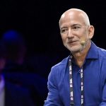 Jeff Bezos tertarik beli saham Liverpool