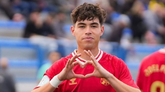 Juan Ybarra Juan Ybarra salah satu rekrutan baru Barcelona