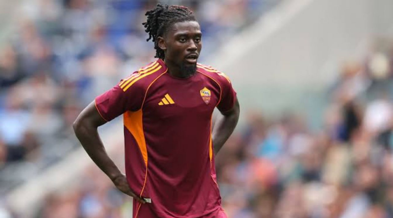 Manu Kone pemain AS Roma