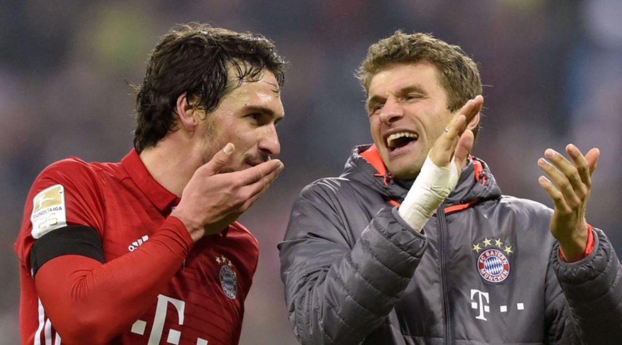 Mats Hummels dan Thomas Muller