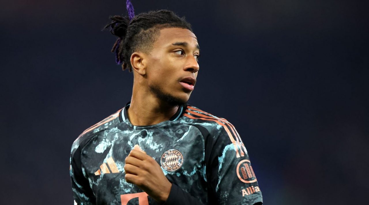 Michael Olise pemain Bayern Munchen