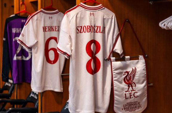 Jersey baru Liverpool 2026/2027