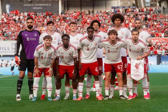 Jersey baru Liverpool 2026/2027