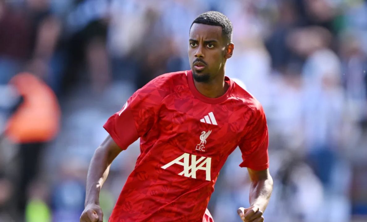 Alexander Isak saat laga tandang Liverpool di markas Newcastle United