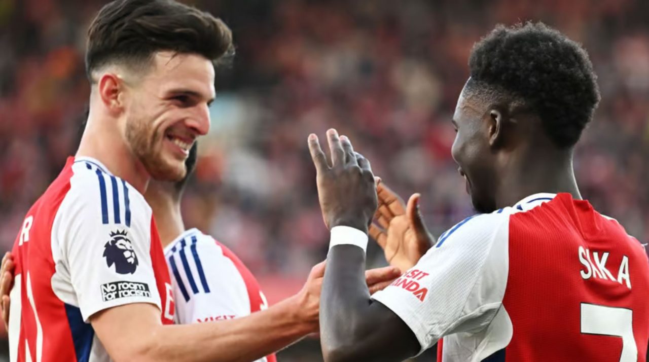 Bukayo Saka dan Declan Rice pemain Arsenal