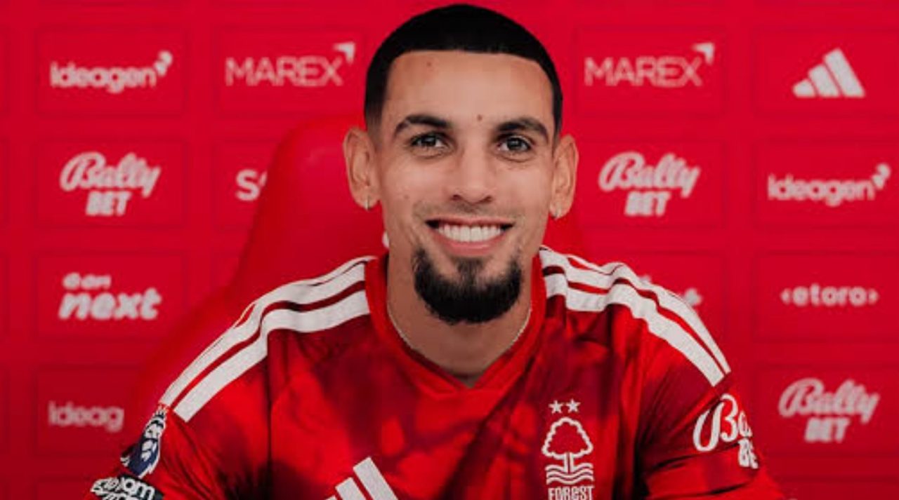 Daniel Munoz resmi transfer ke Nottingham Forest dari Crystal Palace