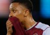 Ezri Konsa pemain Arsenal