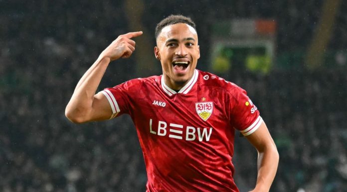 Jamie Leweling pemain VfB Stuttgart