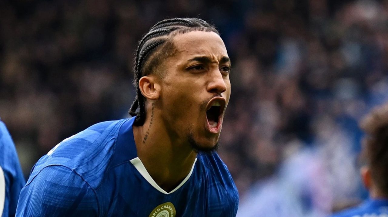 Joao Pedro pemain Chelsea