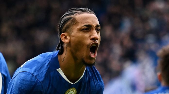 Joao Pedro pemain Chelsea