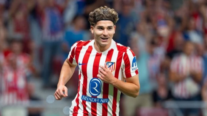 Julian Alvarez pemain Atletico Madrid Julian Alvarez pemain Atletico Madrid