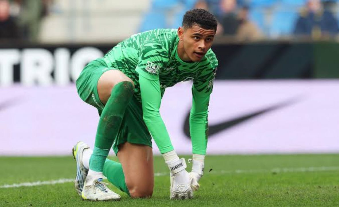Lucca Brughmans kiper Genk