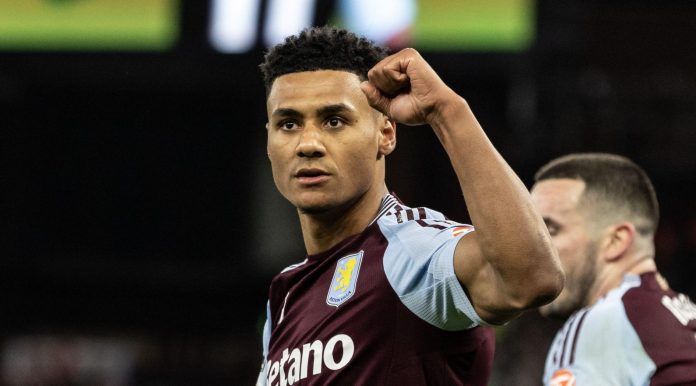 Ollie Watkins pemain Aston Villa