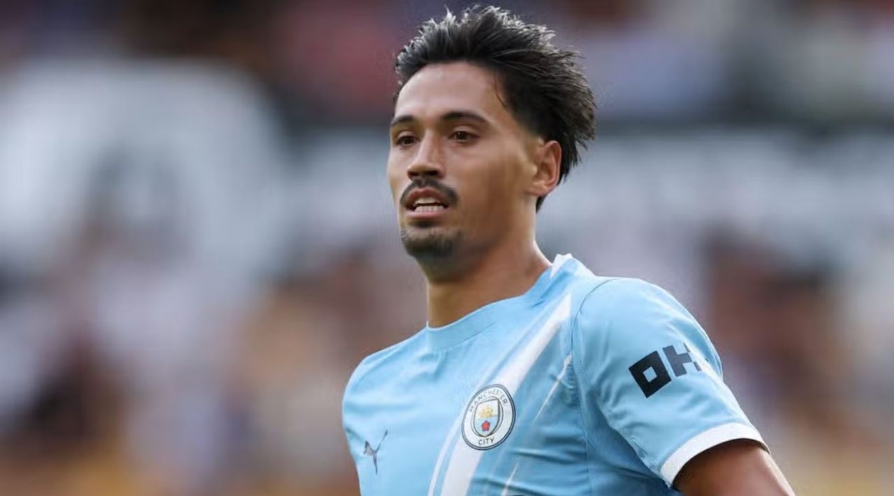 Tijjani Reijnders pemain Manchester City
