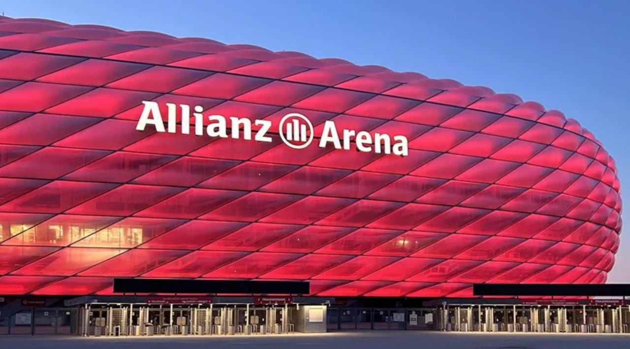 UEFA resmi menunjuk Allianz Arena dan Camp Nou untuk final Liga Champions