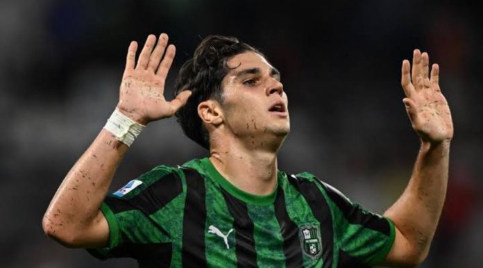Vasilije Adzic pemain Sassuolo pinjaman dari Juventus
