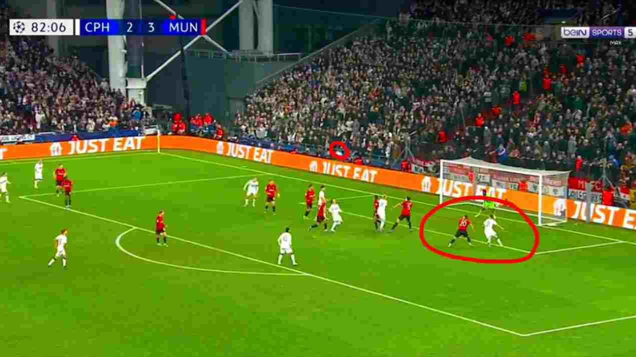 Situasi sebelum terjadinya gol ketiga Copenhagen